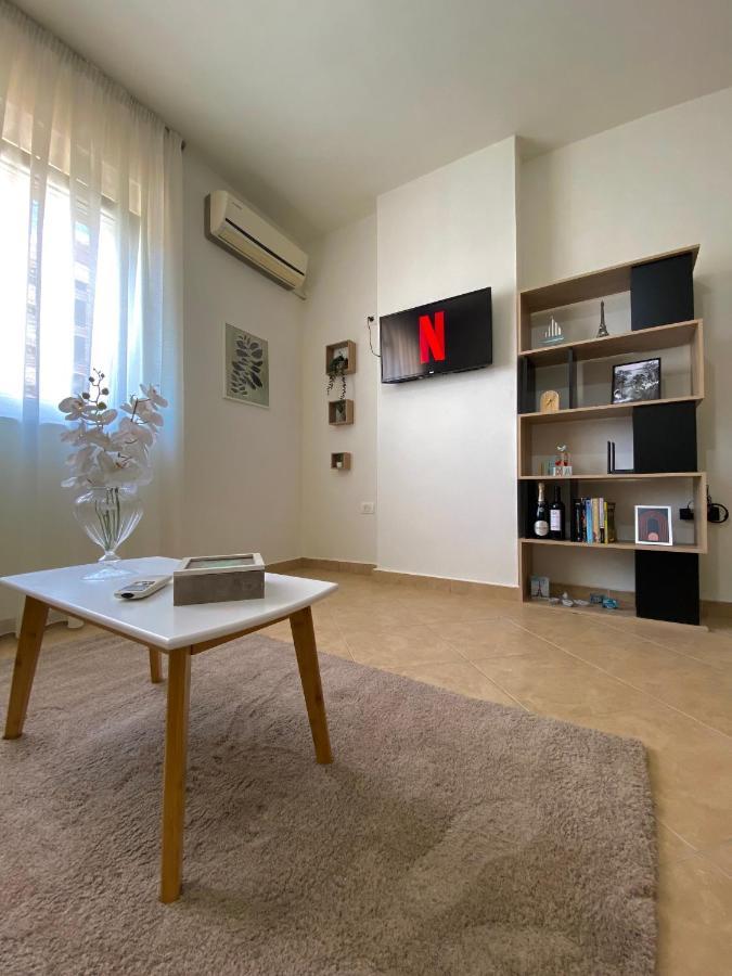 Seaside Apartment Durres Bagian luar foto